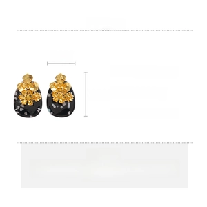 Detailed size specifications for vintage resin flower earrings in gold and black