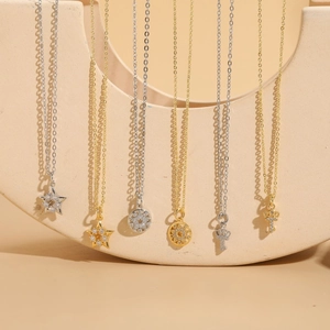 Minimalist Copper Zirconia Necklace For Women Gold Silver Plated Star Round Crown Key Pendant Fashion Jewelry Clavicle Chain
