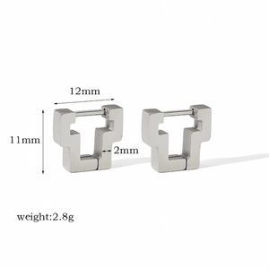 Detail view of silver geometric earrings with 12mm size and 2.8g weight specifications