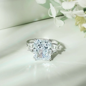 925 silver ring with large rectangular crushed ice cut zircon and pear side stones