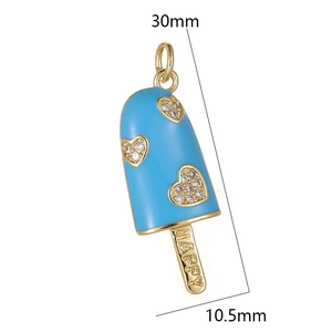 Vergoldeter Eiscreme-Anhänger mit blauer Emaille und Zirkonia-Herzen, 30mm x 10,5mm