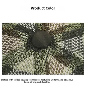 Detail der Netzgewebe-Struktur und verstärkte Nähte auf der Camouflage-Sonnenmütze