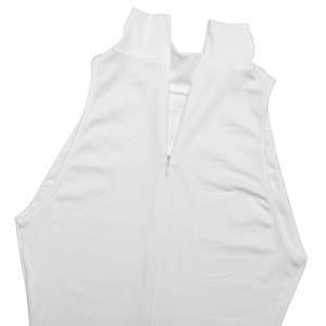 Close-up of white sleeveless sports top with front invisible zipper and ribbed fabric