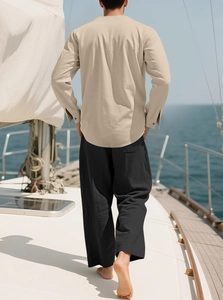 Ensemble homme en coton et lin avec chemise beige à manches longues et pantalon noir