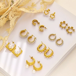 Vintage Geometric Artificial Pearl Hoop Earrings For Women Stainless Steel Gold Plated Zircon Inlaid French Style Elegant Jewelry