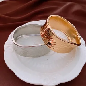 Hammered Wide Cuff Bracelet Alloy Irregular Wrinkle Texture Hinge Bangle Minimalist Vintage Style For Women