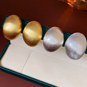 Vintage brushed oval metal stud earrings in matte gold and silver finish set