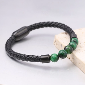 Bracciale da uomo in pietra occhio di tigre verde 6mm con pelle intrecciata nera e chiusura magnetica
