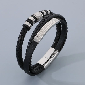 Bracelet multicouche en cuir pour homme avec plaque en acier et fermoir magnétique