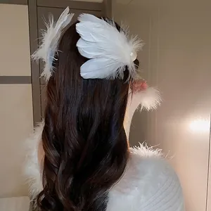 Elegant White Goose Feather Hair Clip With Faux Artificial Pearl Duckbill Hairpin For Women Fairy Aesthetic French Style Wedding