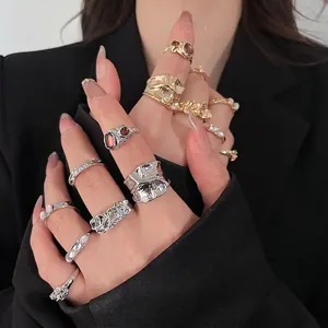 Stacking Finger Rings Alloy Resin Rhinestone Irregular Wrinkled Liquid Metal Adjustable Open Design Vintage Luxury For Women