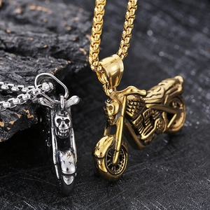 Hip-hop stainless steel motorcycle skull pendant necklace for men in gold and silver