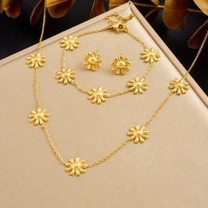 Gold Plated Stainless Steel Daisy Flower Necklace Bracelet Earrings Jewelry Women Vintage Elegant Dainty