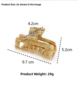Detailed dimensions of the water-ripple acrylic hair claw showing 9.7cm length and 29g weight