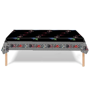 Détail d'une nappe jetable en plastique avec motifs de moto de feu et de damiers