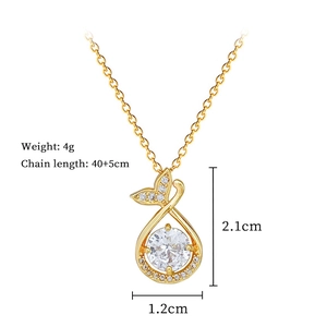 Detailed dimension guide for golden fishtail pendant necklace with size and weight