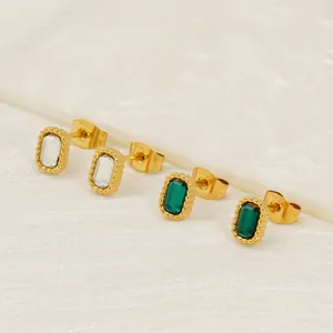 Boucles D'oreilles Puces Rectangulaires En Zircon Acier Inoxydable Plaque Or 18K Bord Perlé Style Rétro Pour Femmes
