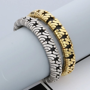 Mens vintage stainless steel leather bracelet with silver and gold scale texture design
