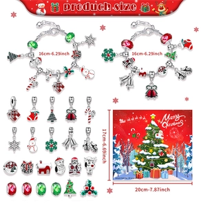 Detailed view of Christmas advent calendar box with 16cm charms bracelet kit dimensions