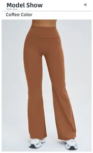 Détail du pantalon de yoga évasé marron café à taille haute et ceinture sans couture