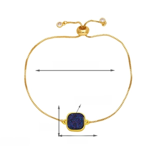 Detail of 18k gold plated bracelet with blue Druzy stone pendant and size dimensions