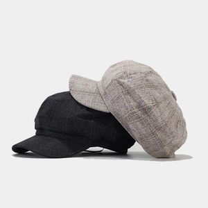 Gorras de cuadros estilo británico vintage en gris oscuro y beige para mujer