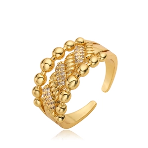 Adjustable 18k gold plated irregular geometric ring with sparkling white cubic zirconia