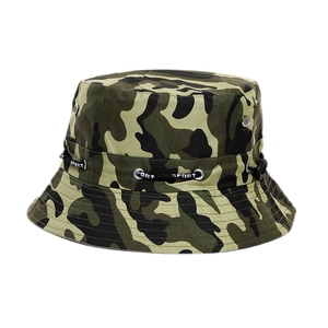 Wendbarer Camouflage-Anglerhut für Outdoor-Sport mit atmungsaktiven Ösen und Kordelzug