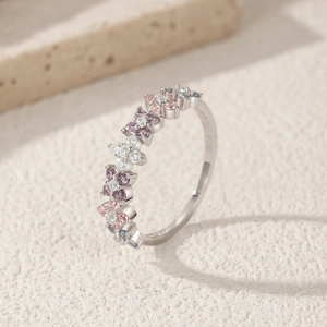 S925 sterling silver four-leaf clover ring with gradient colored crystals for women
