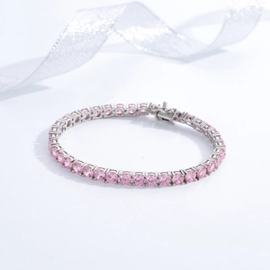 Elegante bracciale tennis rosa da 5 mm in argento sterling 925 con un nastro decorativo