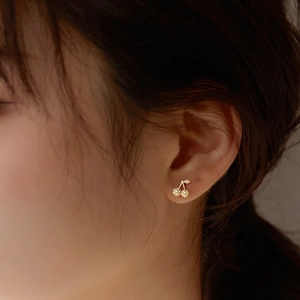 Sparkling cherry stud earrings in 925 sterling silver with zircon inlays and golden leaf