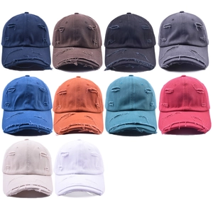 Casquettes de baseball vintage délavées en dix couleurs avec détails déchirés et pare-soleil