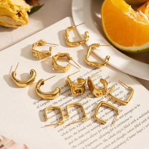Polished 14K gold stainless steel geometric C-shaped and square hoop earring set