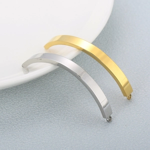Curved stainless steel connectors in gold and silver for DIY hip-hop jewelry making