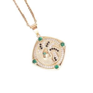 Rotatable 18K gold leopard pendant necklace with green gemstones and zircon micro-inlay