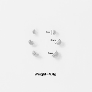 Detailed view of silver 316L stainless steel stud earrings in 4mm, 5mm and 6mm sizes