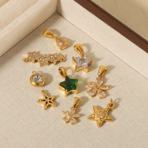 Breloques Pendentifs En Acier Inoxydable Plaqué Or Zircon Formes Étoile Fleur Étoile De Mer Pour Bijoux DIY Décor
