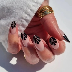 Faux Ongles Press On Long Amande Style Français Motif Pétale Noir Rose Nude Détachable Mode Accessoires Pour Femmes
