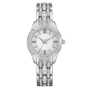 Montre quartz argentée pour femme avec cadran en nacre et strass étincelants