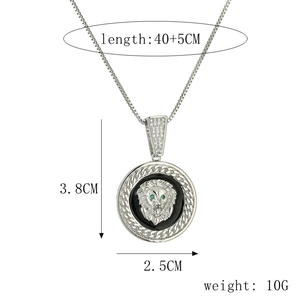 Detailed size chart of lion head pendant necklace with measurements and weight in grams