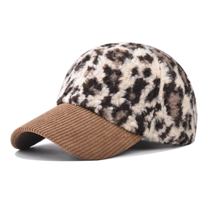 Leopard print plush baseball cap with brown corduroy brim for autumn and winter