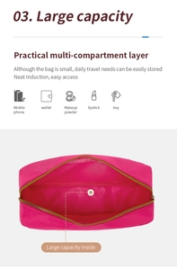 Vue détaillée du sac à cosmétiques rose montrant la grande capacité et les compartiments