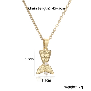 Detailed size chart for the gold mermaid tail pendant necklace with key dimensions and weight