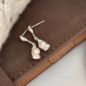 Water Drop Artificial Pearl Earrings Irregular Metal With 925 Sterling Silver Earring Post Minimalist Retro French Jewelry For Women