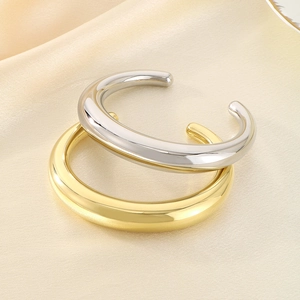 Bracelets manchettes ouverts en forme de C en acier inoxydable poli or 18 carats et argent