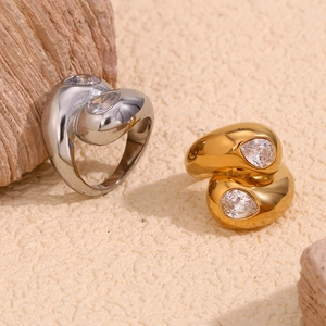 Bague serpent double couche en acier plaqué or 18K avec zircons en forme de larme