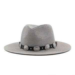Klassischer grauer Strohhut mit schwarzem Band und Vintage-Blumen-Metallschnallen für Damen