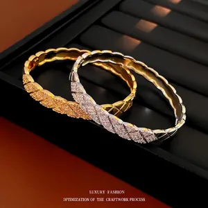 Bangle Bracelet Copper Quilted Lattice Cubic Zirconia Micro Paved Luxury Wavy Edge Elegant Fashion High End Jewelry Women