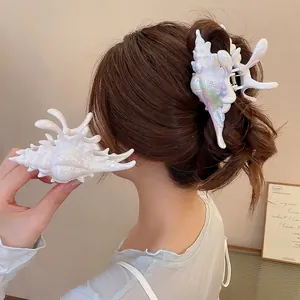 Large Acrylic Conch Shell Hair Claw Clip Iridescent Artificial Pearl Shark Clip For Thick Hair Seaside Beach Vacation Style Women