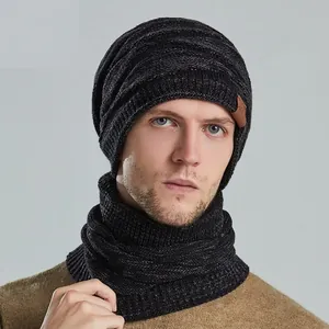 Warmes Strickmützen- und Schal-Set für Herren in Anthrazit-Melange für den Winter